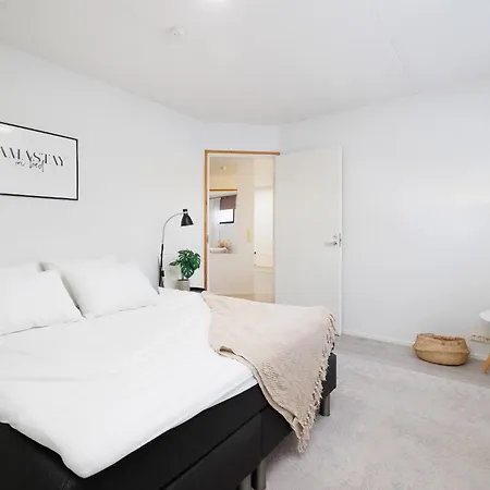 Apartamento Spacious 1br Near Center By Feelshome *