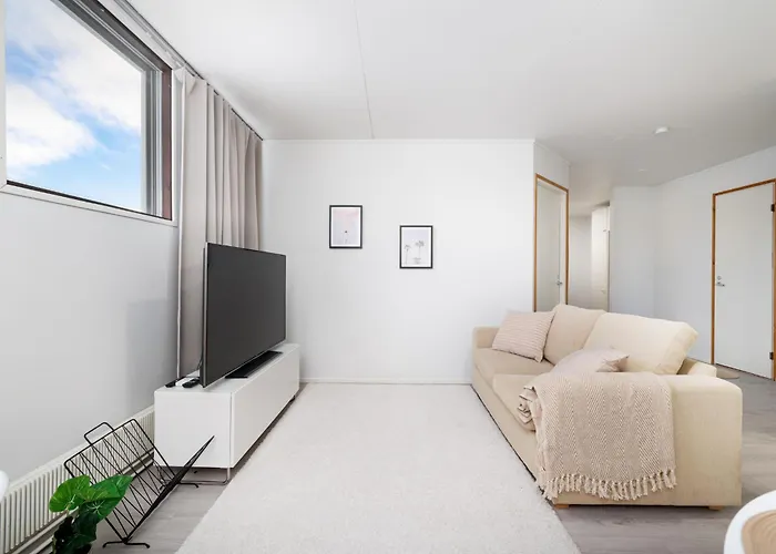 公寓 Spacious 1Br Near City Center, Free Parking By Feelshome 奥卢