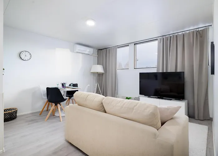 公寓 Spacious 1Br Near City Center, Free Parking By Feelshome *